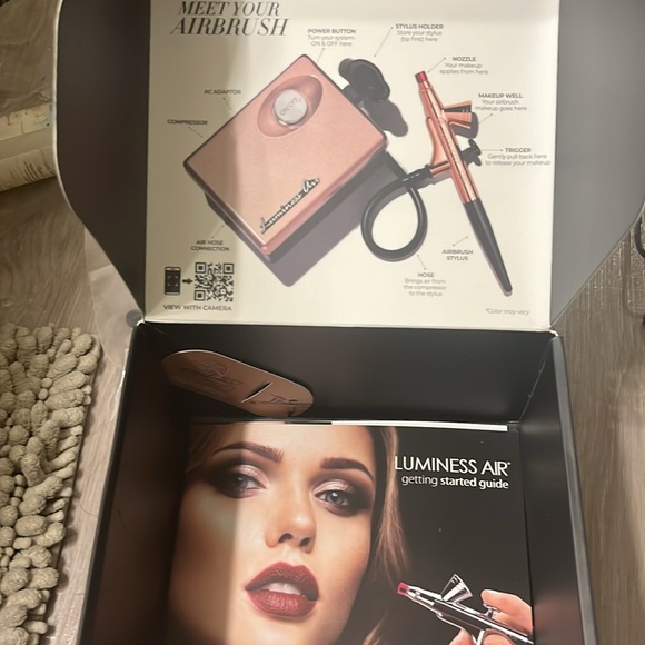 Luminess Air w/Starter Kit - Picture 5 of 7